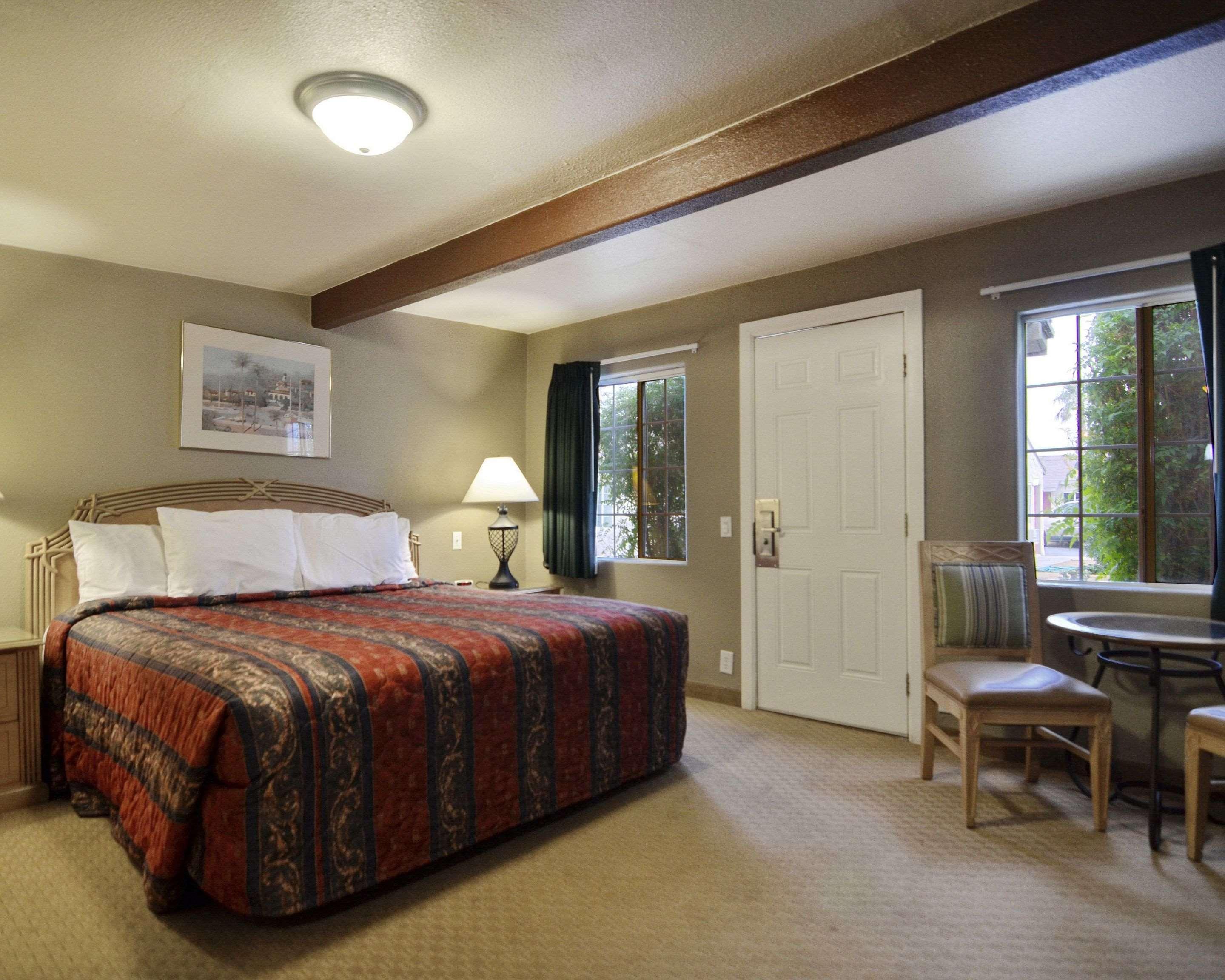 Rodeway Inn Near Coachella Indio Exterior photo