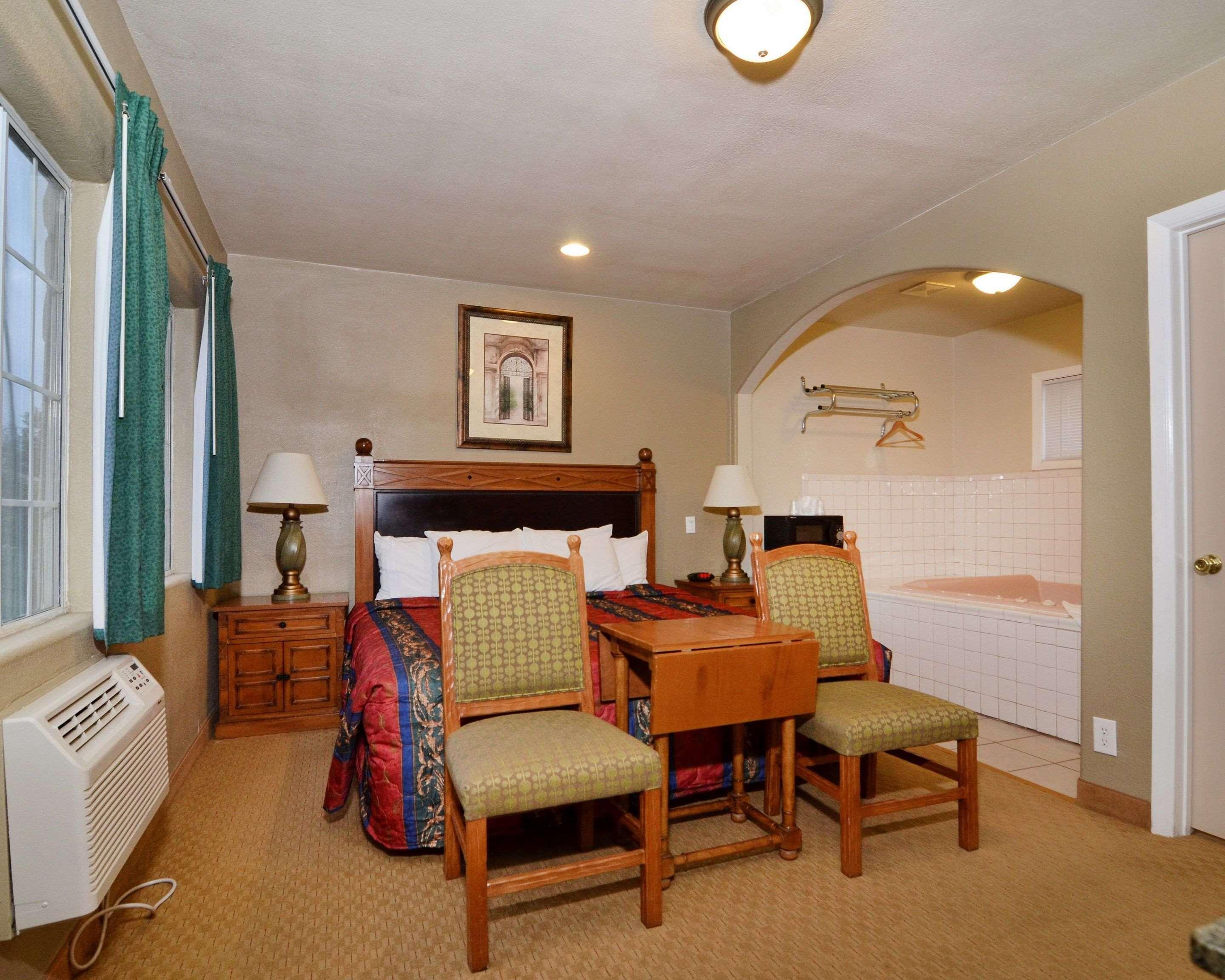 Rodeway Inn Near Coachella Indio Exterior photo