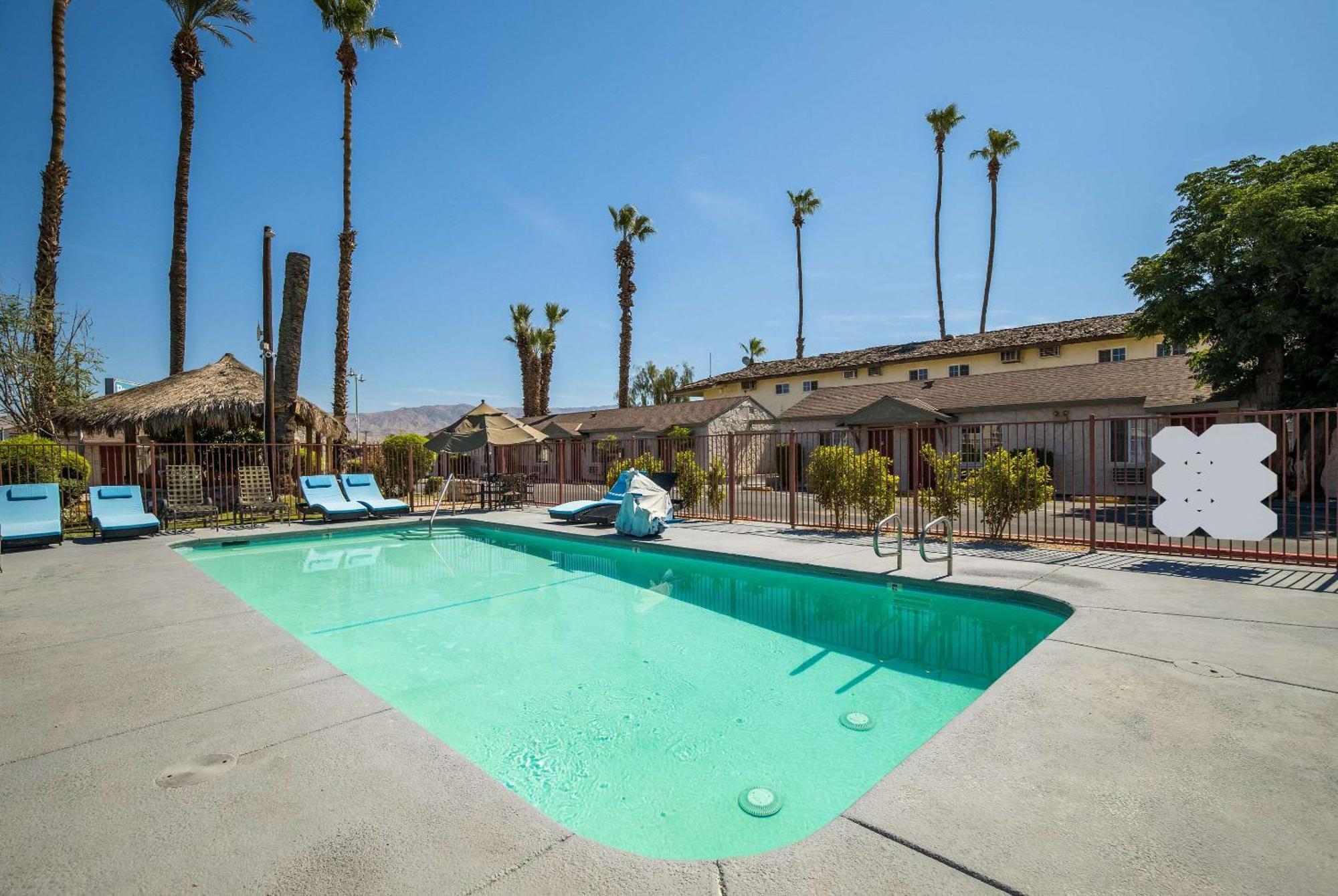 Rodeway Inn Near Coachella Indio Exterior photo