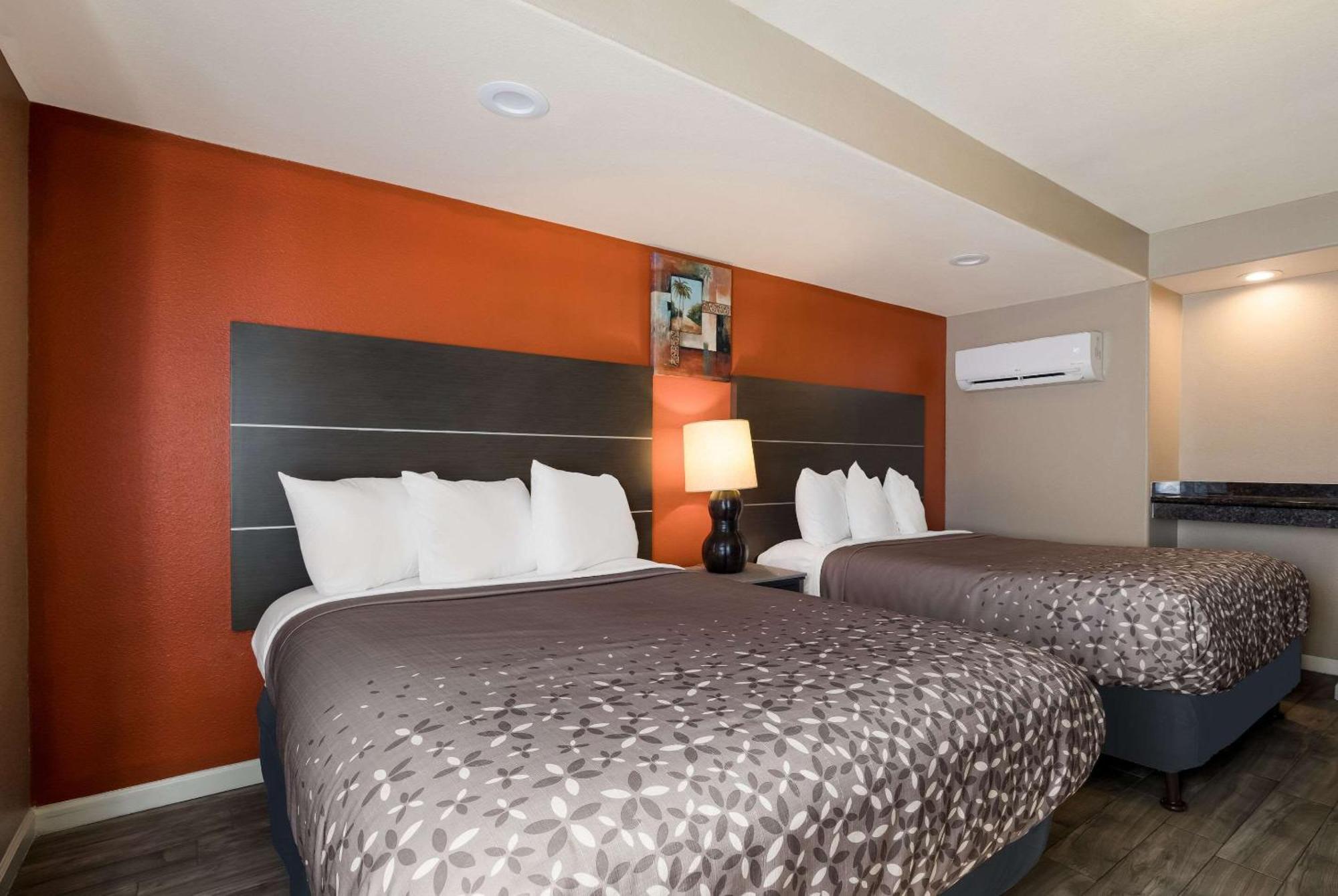 Rodeway Inn Near Coachella Indio Exterior photo