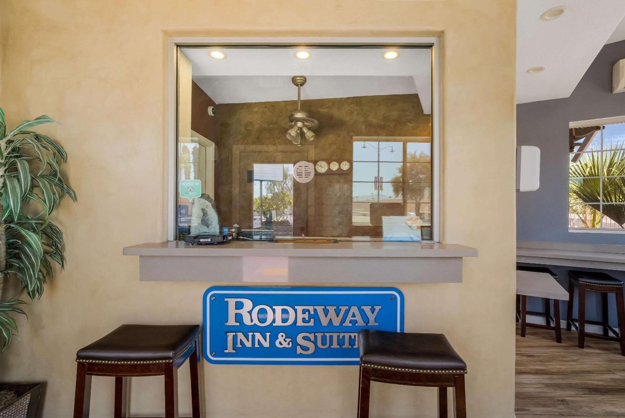 Rodeway Inn Near Coachella Indio Exterior photo